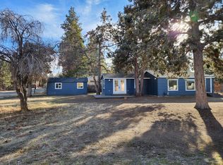 565 SE Woodland Blvd, Bend, OR 97702