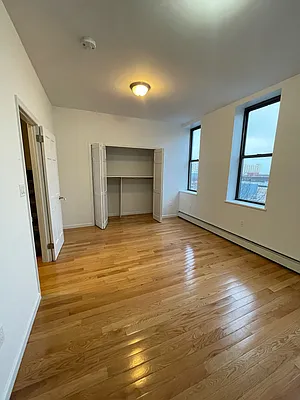 Rented by Gama Group | media 7