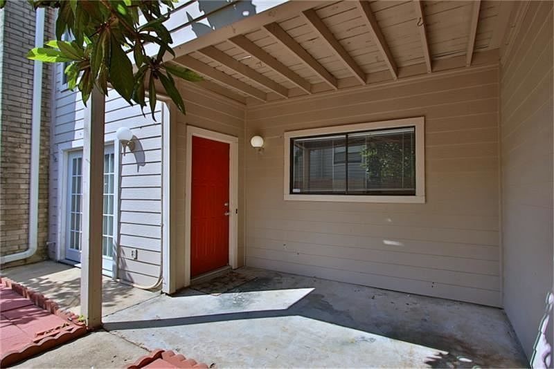 1st image of 9539 Pagewood Ln #9539
