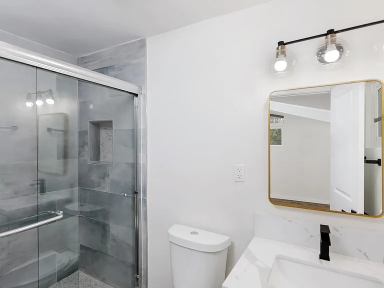 5311 Hewlett Dr — Photo 16