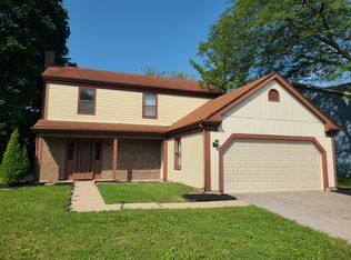 625 Kensington Ct, Roselle, IL 60172