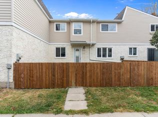 12H Clareview Vlg NW, Edmonton, AB T5A3P2