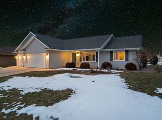 1722 Galway Ln, De Pere, WI 54115