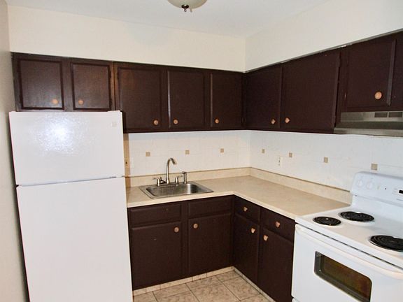 5th image of 501 Mifflin Ave APT 1