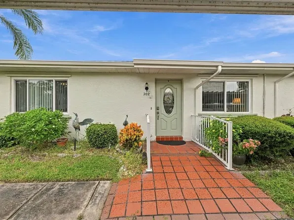 202 GLOUCESTER BOULEVARD #357, SUN CITY CENTER, FL 33573