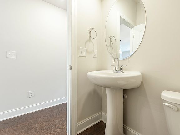 4th image of 204 Douglas Bend Rd #903