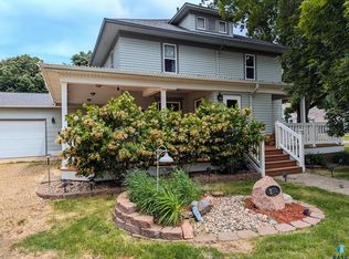 200 Dewey Ave, Chancellor, SD 57015