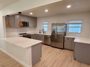 138 43rd Ave NE, Saint Petersburg, FL 33703