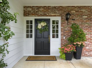 7165 SW Renee Dr, Portland, OR 97225