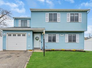 282 Lake Shore Dr, Brick, NJ 08723
