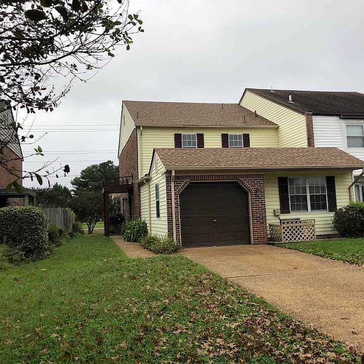 1st image of 4532 Sir Johns Ln