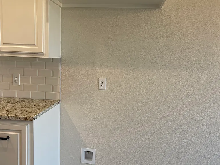 6931 Forrest Meadows Dr — Photo 3