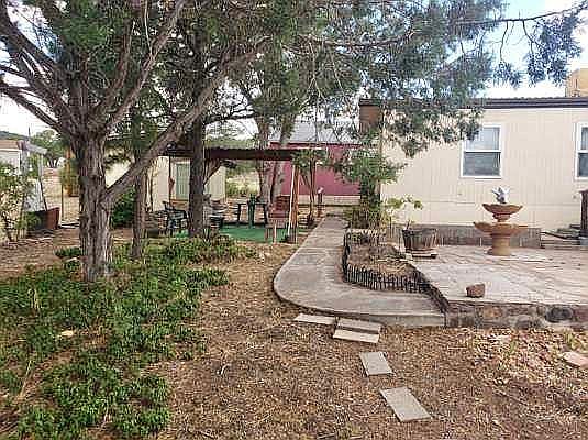 Pergola, Flagstone pad, walk