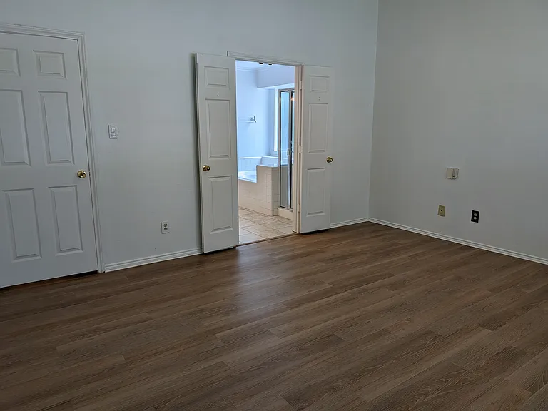 5232 Goodman Dr — Photo 15