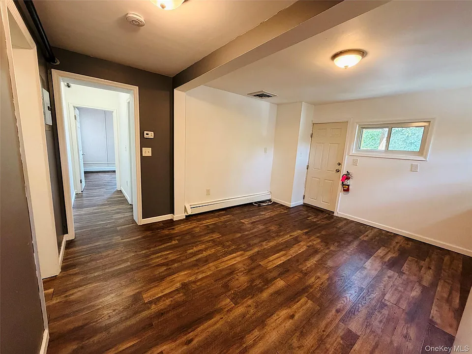 125 Wickham Ave #3B