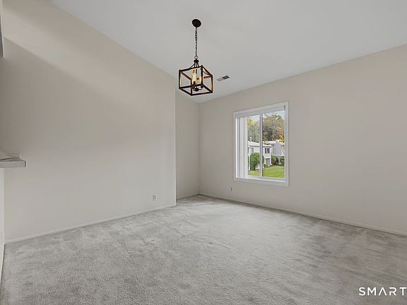 3rd image of 33 Olcott Way #33