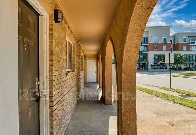 811 S Mesquite St #8 — Photo 4