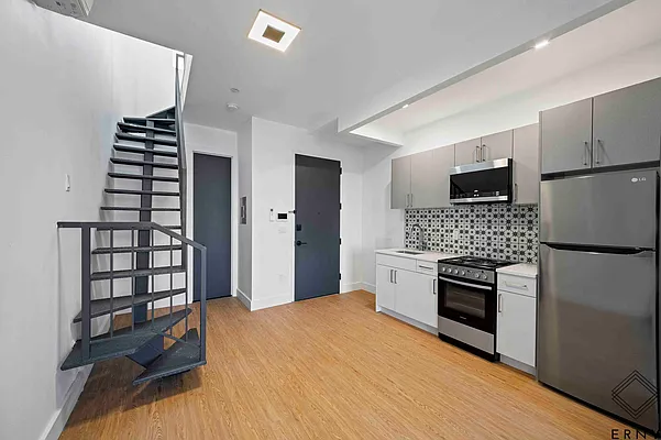 Rented by ERNY LLC | media 5