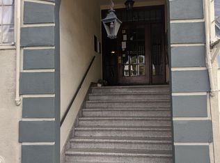 118 Athol Ave #201, Oakland, CA 94606