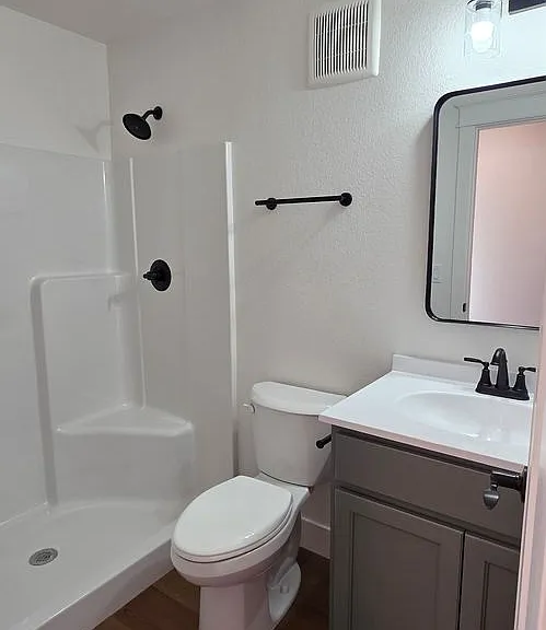 1026 Center Dr — Photo 9