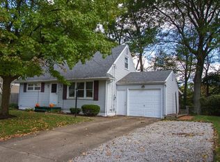 2481 Onahom Cir NE, Canton, OH