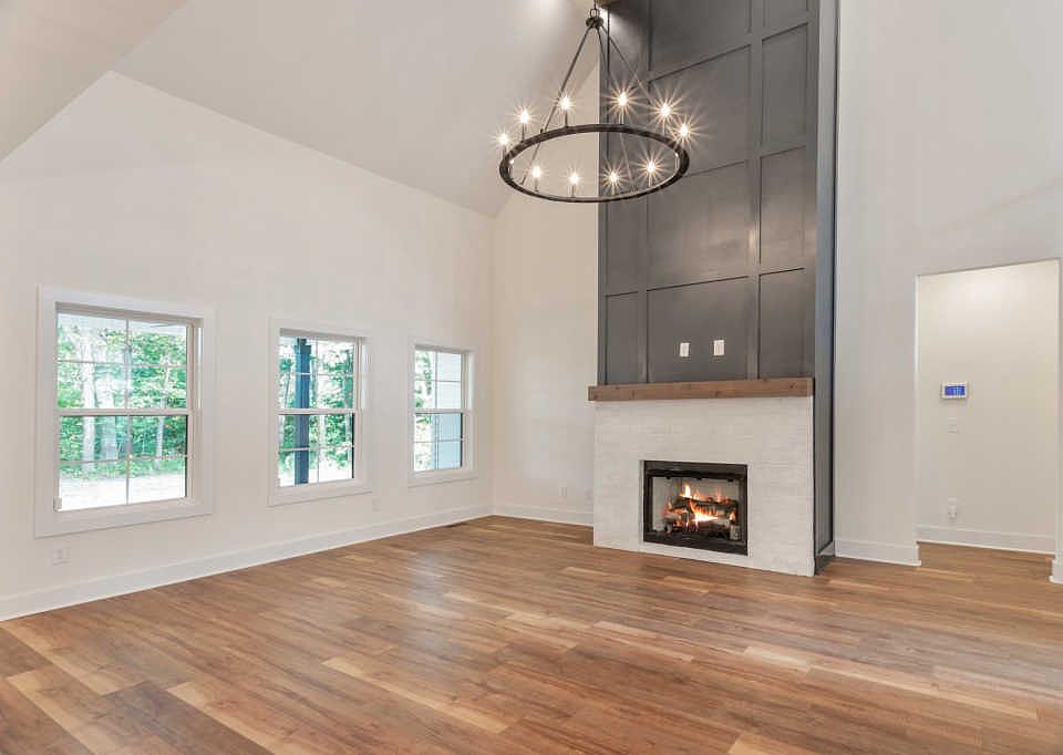1st image of 30 Meadowland