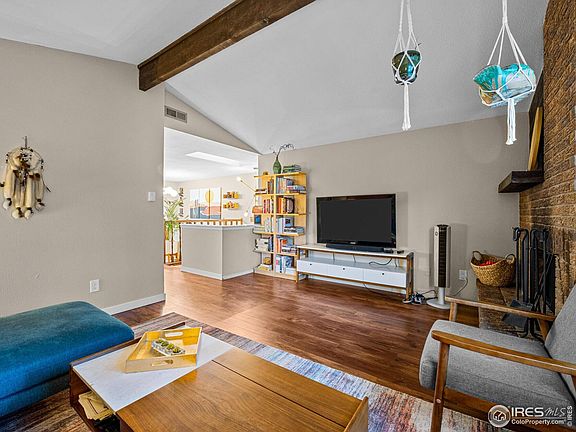 5th image of 1349 Dogwood Ln