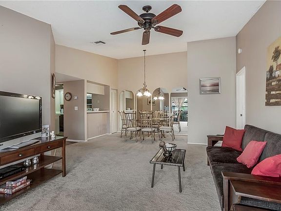 3rd image of 8171 S Woods Cir Unit 8