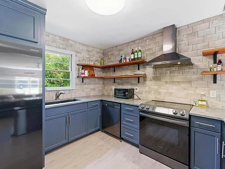1505 Atkamire Dr — Photo 12