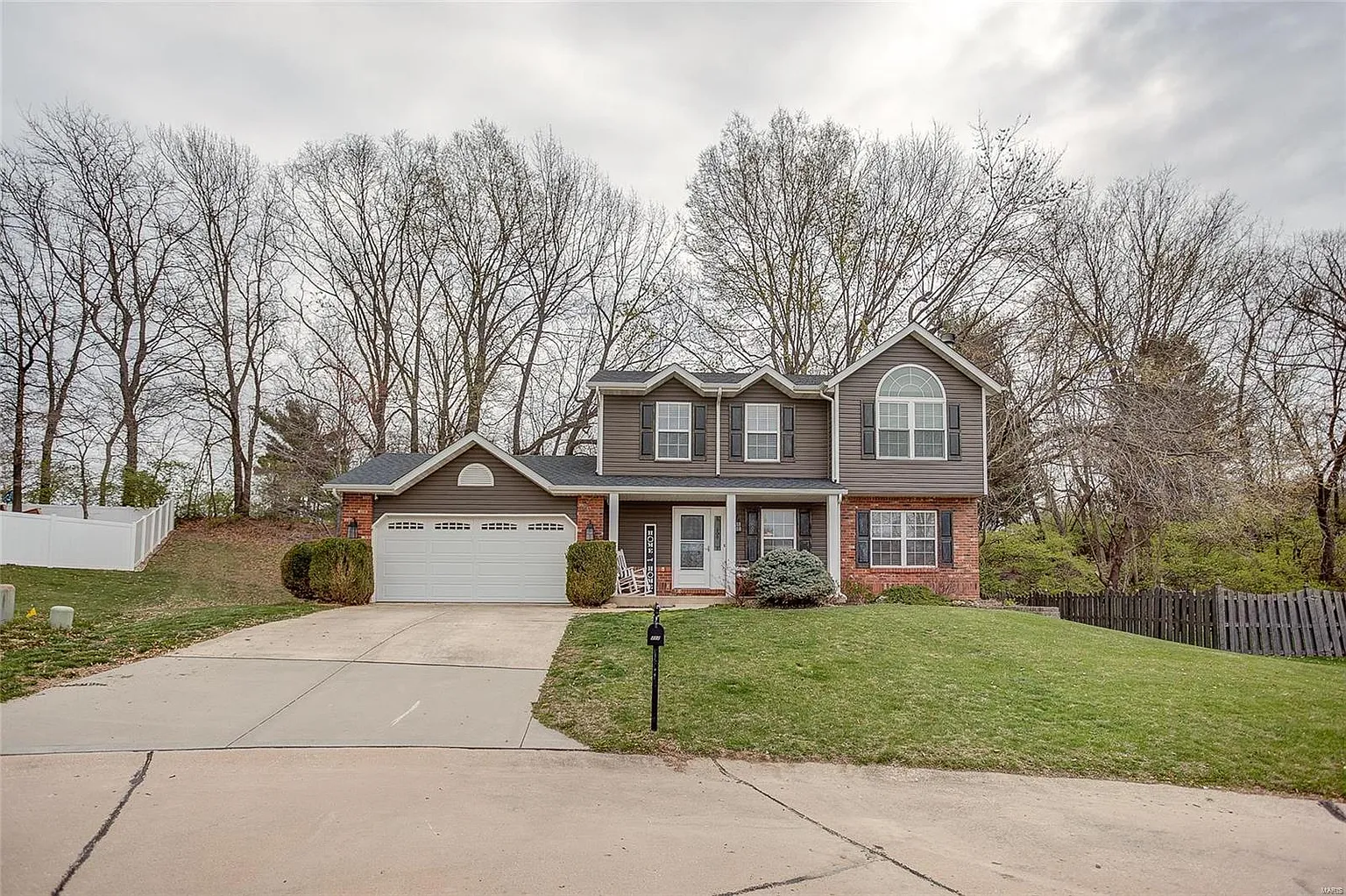 212 Aspen Point photo 1