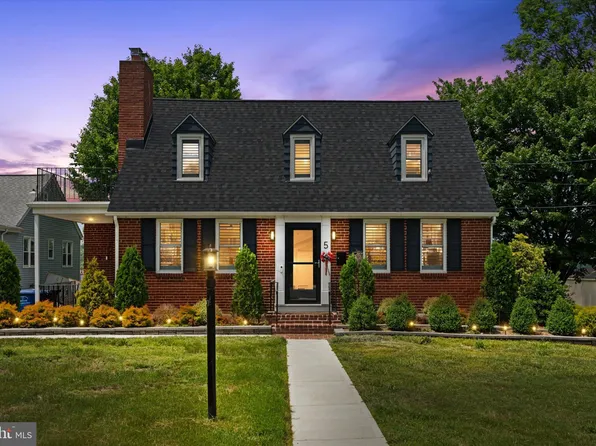 5 Linden Rd, Burlington, NJ 08016