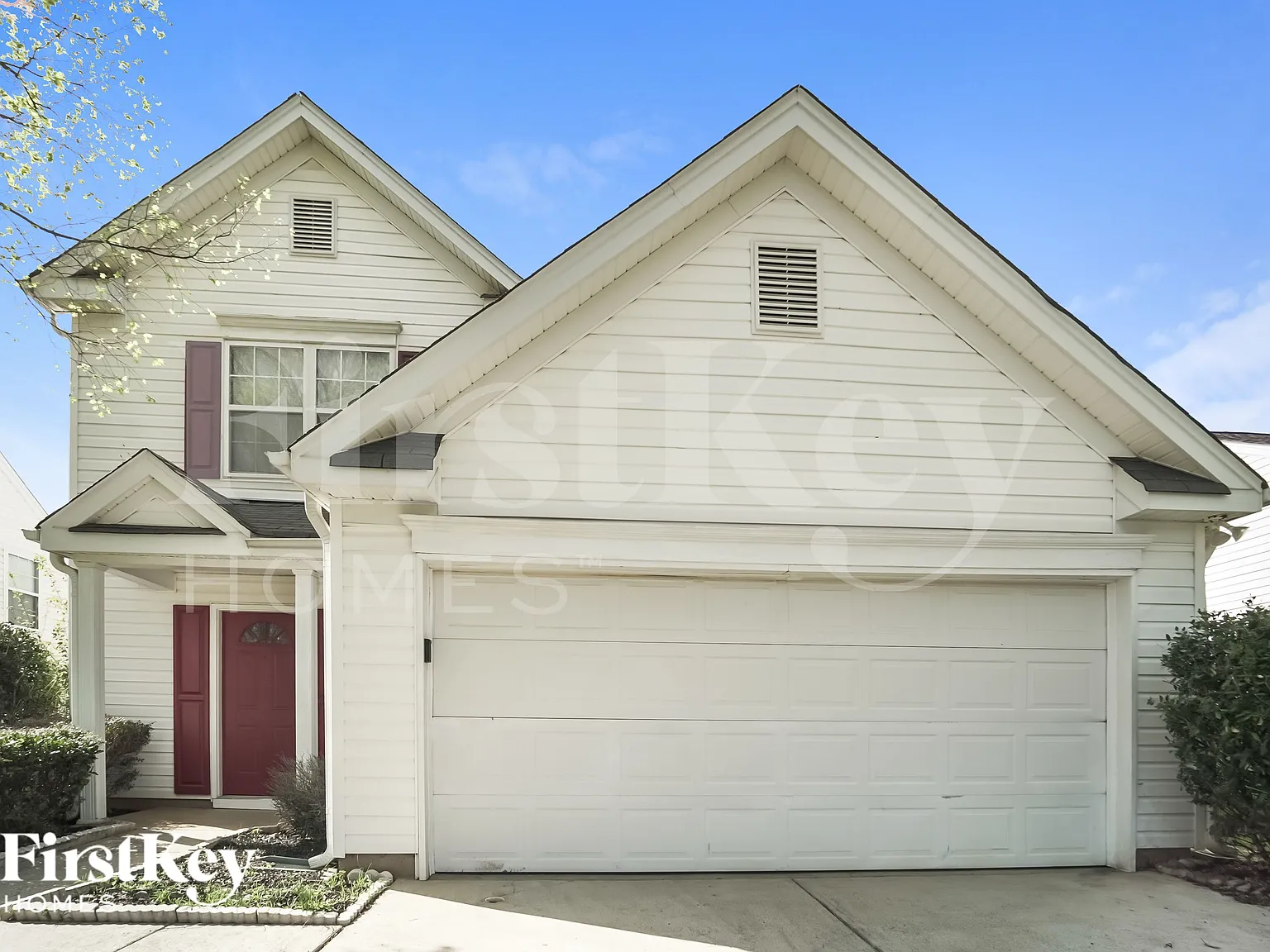 3 bed, 2.5 bath, 1817 sqft, $2,130 — Photo 2