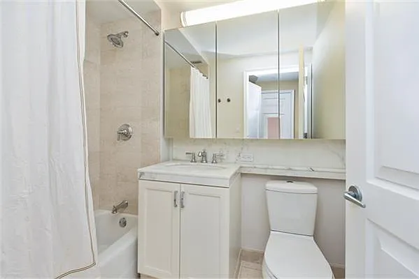 Sold by Focus Real Estate Group | media 5