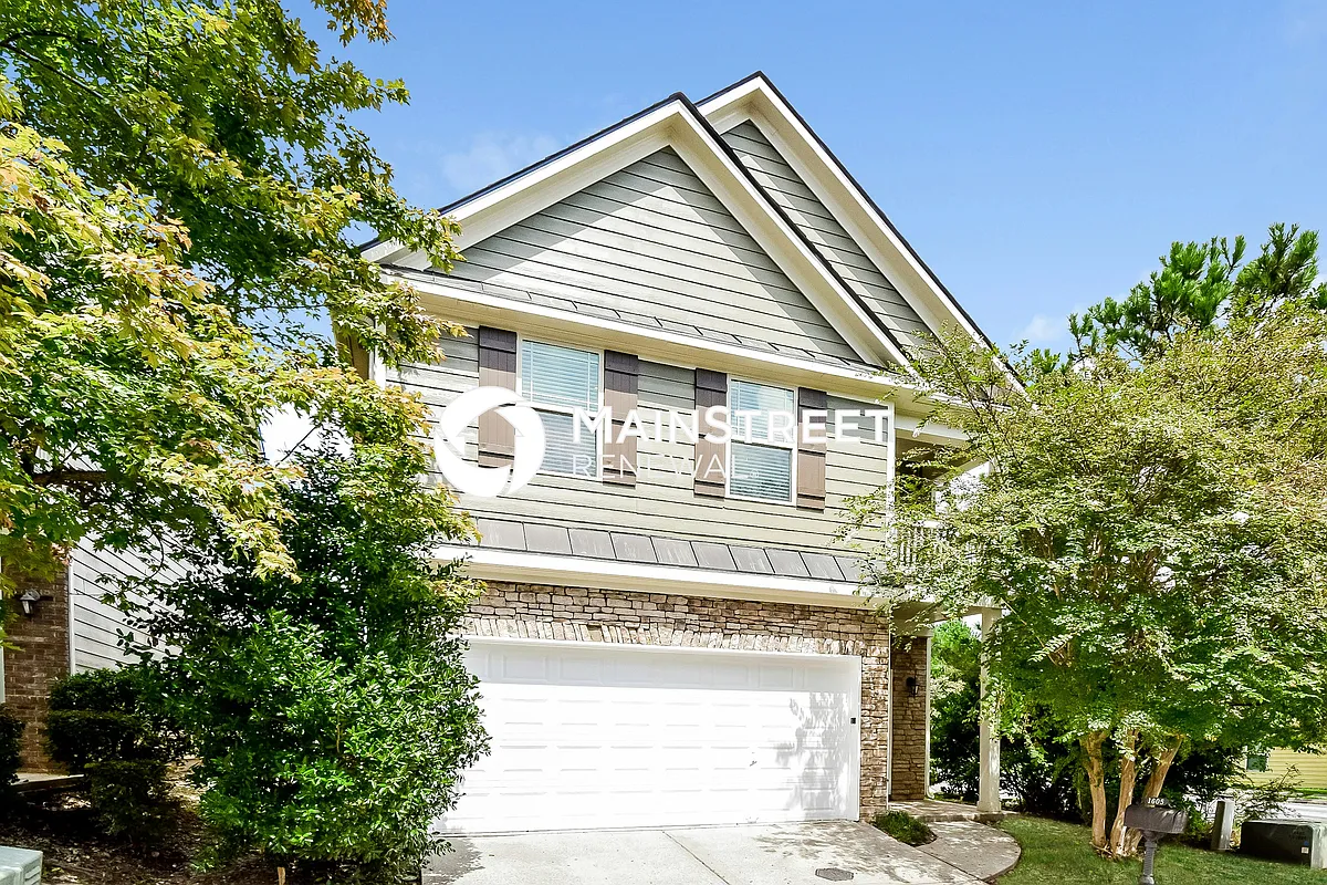 Front View - 1605 Chattahoochee Ct