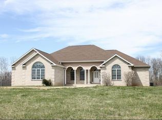 357 Lavern Rd, De Soto, IL 62924