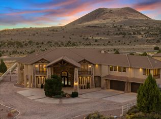 533 W Canyon Trails Cir, Dammeron Valley, UT 84783