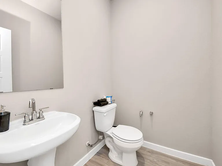 21034 Sunny Ravine Dr — Photo 32
