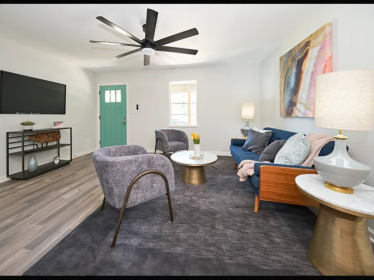 4400 Shallowbrook Trl #A — Photo 3