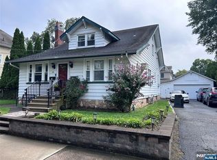 62 Tuxedo Ave, Hawthorne, NJ 07506