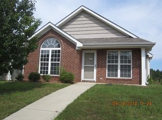 1287 Village Trl, Calera, AL 35040