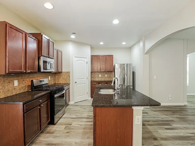 5163 Rapahoe Trl — Photo 8
