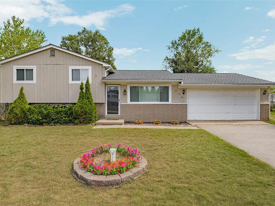 348 Decca Dr