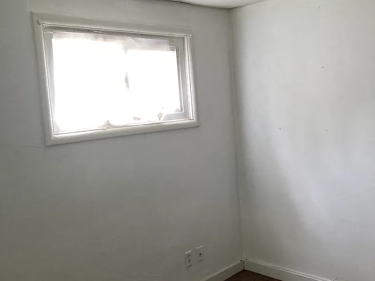 168 Graham Rd — Photo 10