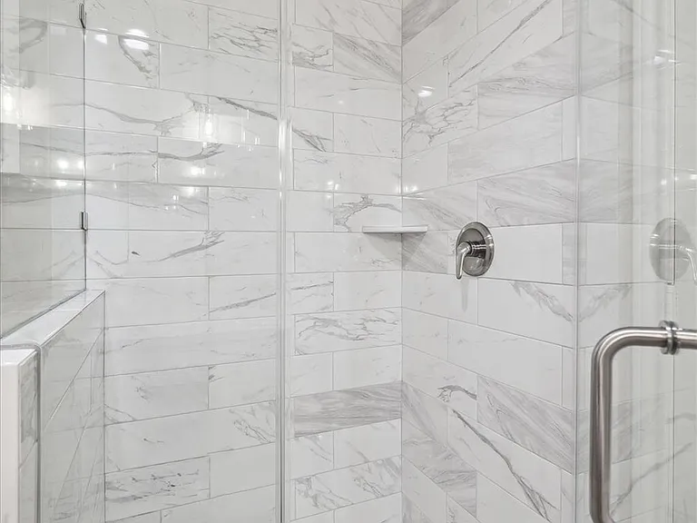 4834 Pine Ave #A — Photo 15