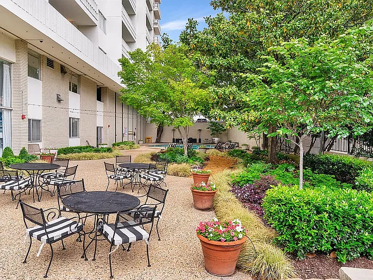 3701 Turtle Creek Blvd #9A — Photo 33