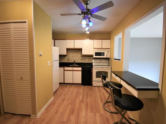 2nd image of 367 Wilmington Dr #102B