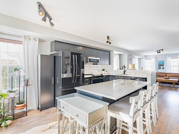 4th image of 91 Coughlin Rd Unit 1