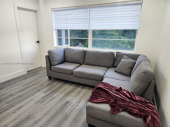 3rd image of 5001 NW 34th St APT 305