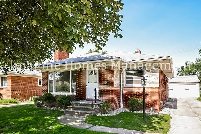 3 bed, 2.0 bath, 1272 sqft, $2,575 — Photo 2
