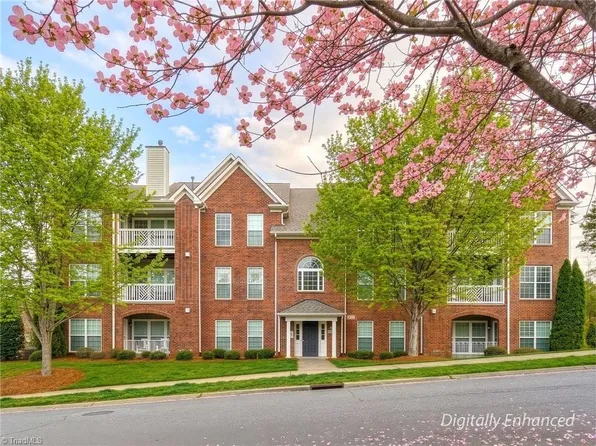 190 Shallowford Reserve Dr Unit 304, Lewisville, NC 27023